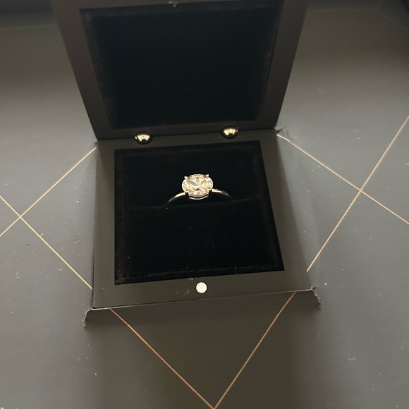 Engagement Women’s Ring size 9 14k White Gold Wedding - Picture 7 of 9